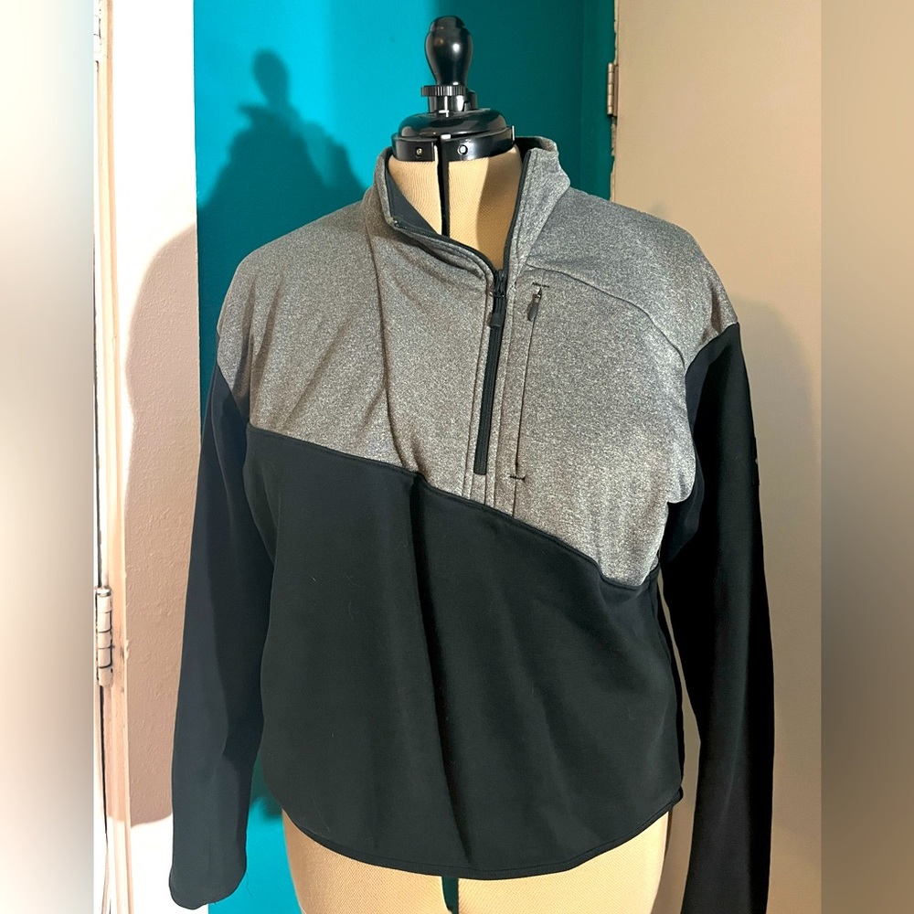Columbia Asymmetrical Quarter Zip Pullover